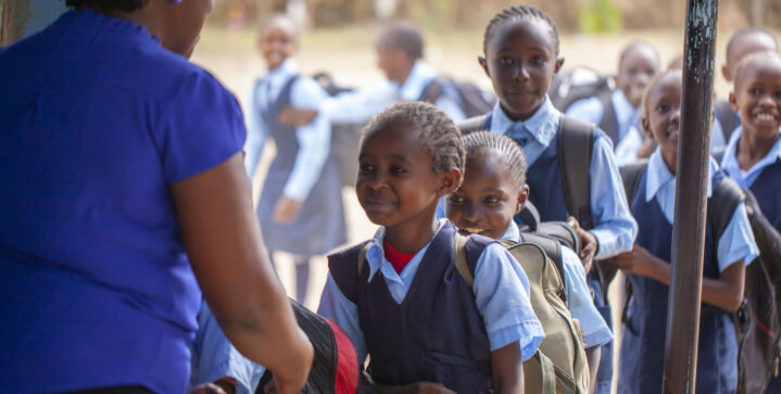 Scholen in Kenia weer open na overstromingen